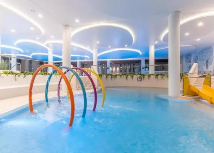 Lägenhet Polanki Aqua Deluxe Nielimitowany Dostep Do Basenow Darmowy Parking Kołobrzeg